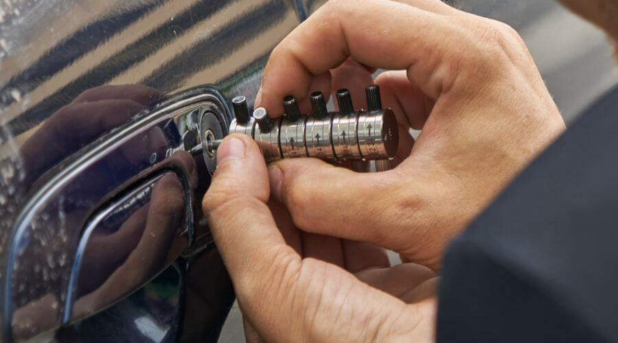 Professional New roof installation in Morriston, FL